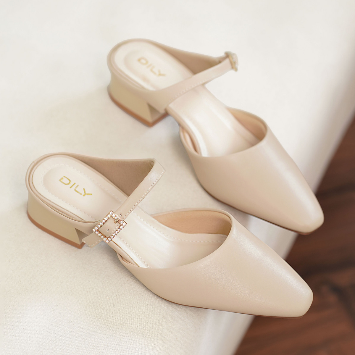 รองเท้าเปิดส้นส้นสูง AA0499