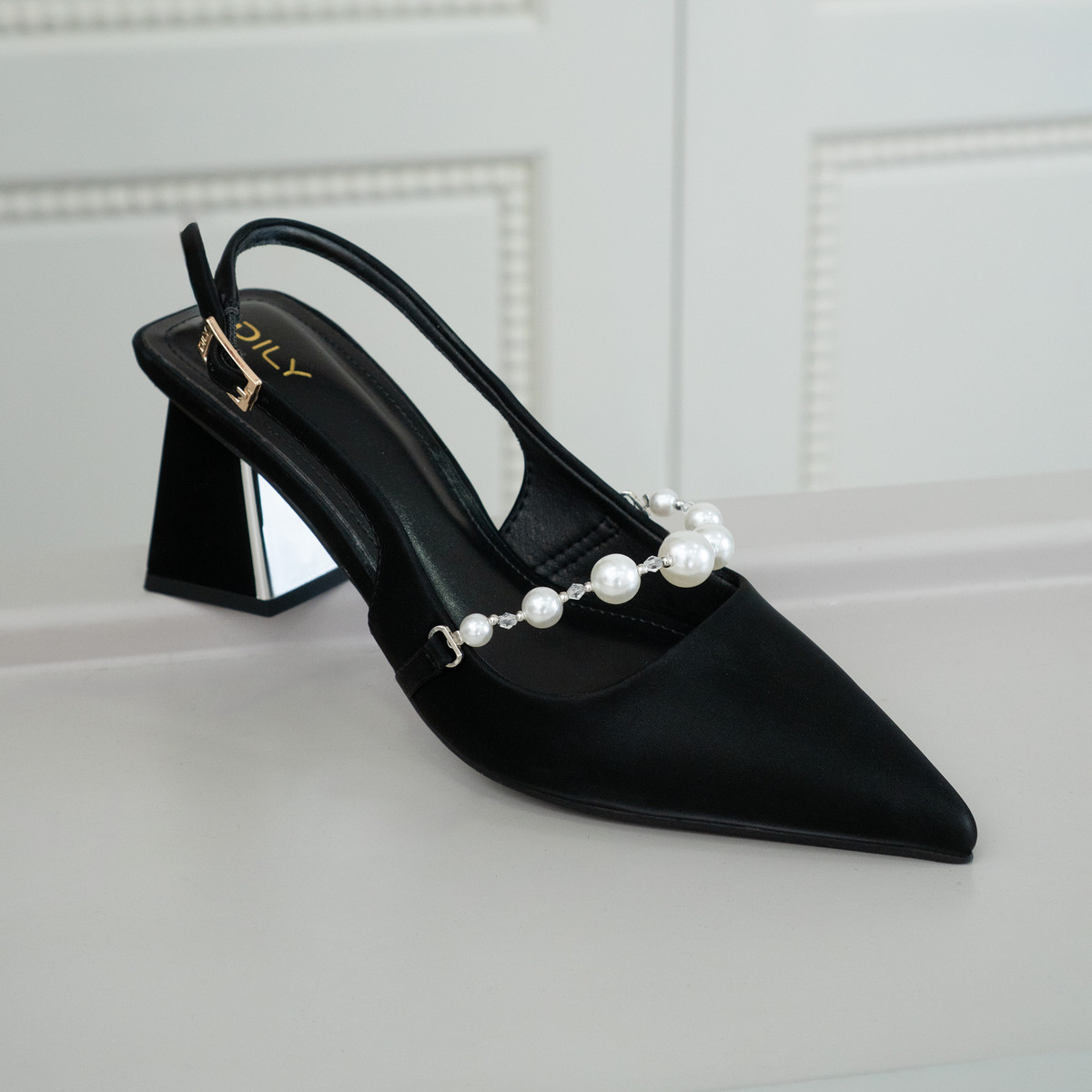 รองเท้าสลิงแบ็ค DL0620