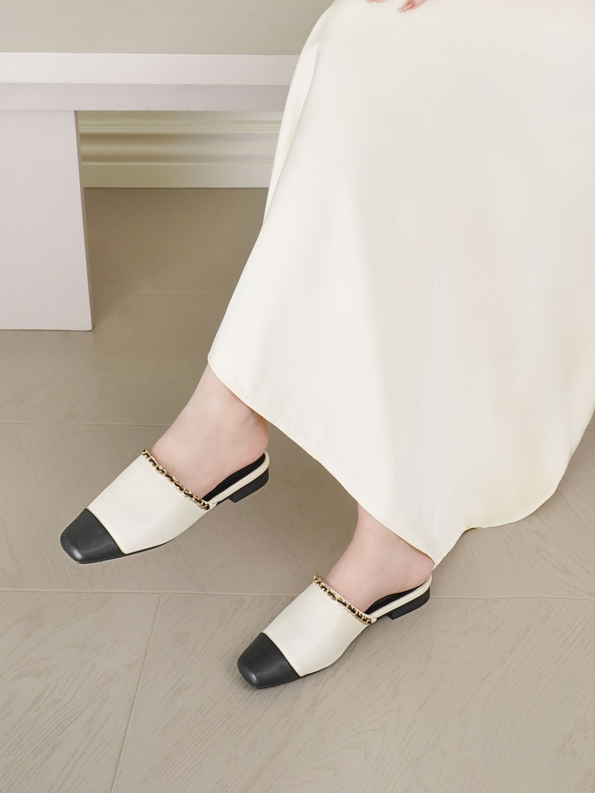 รองเท้าแตะผู้หญิง AA0483