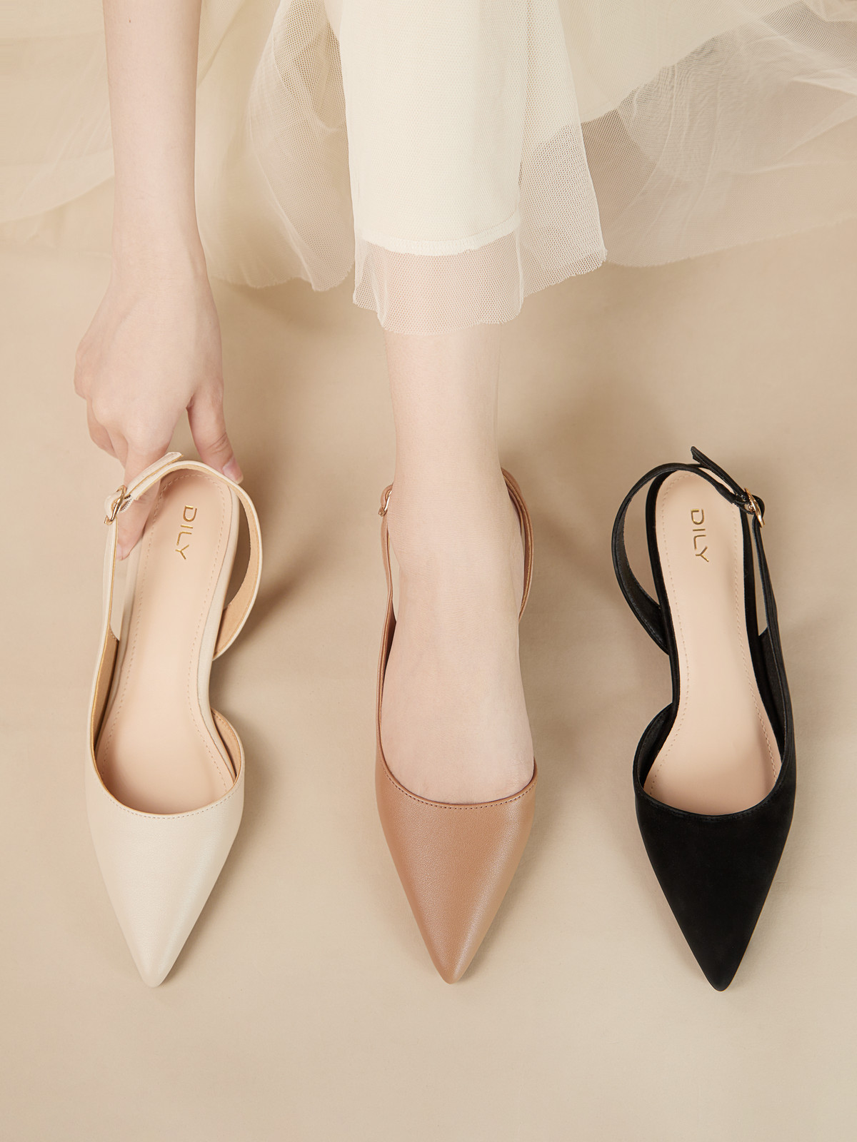 รองเท้าสลิงแบ็ค AA0439