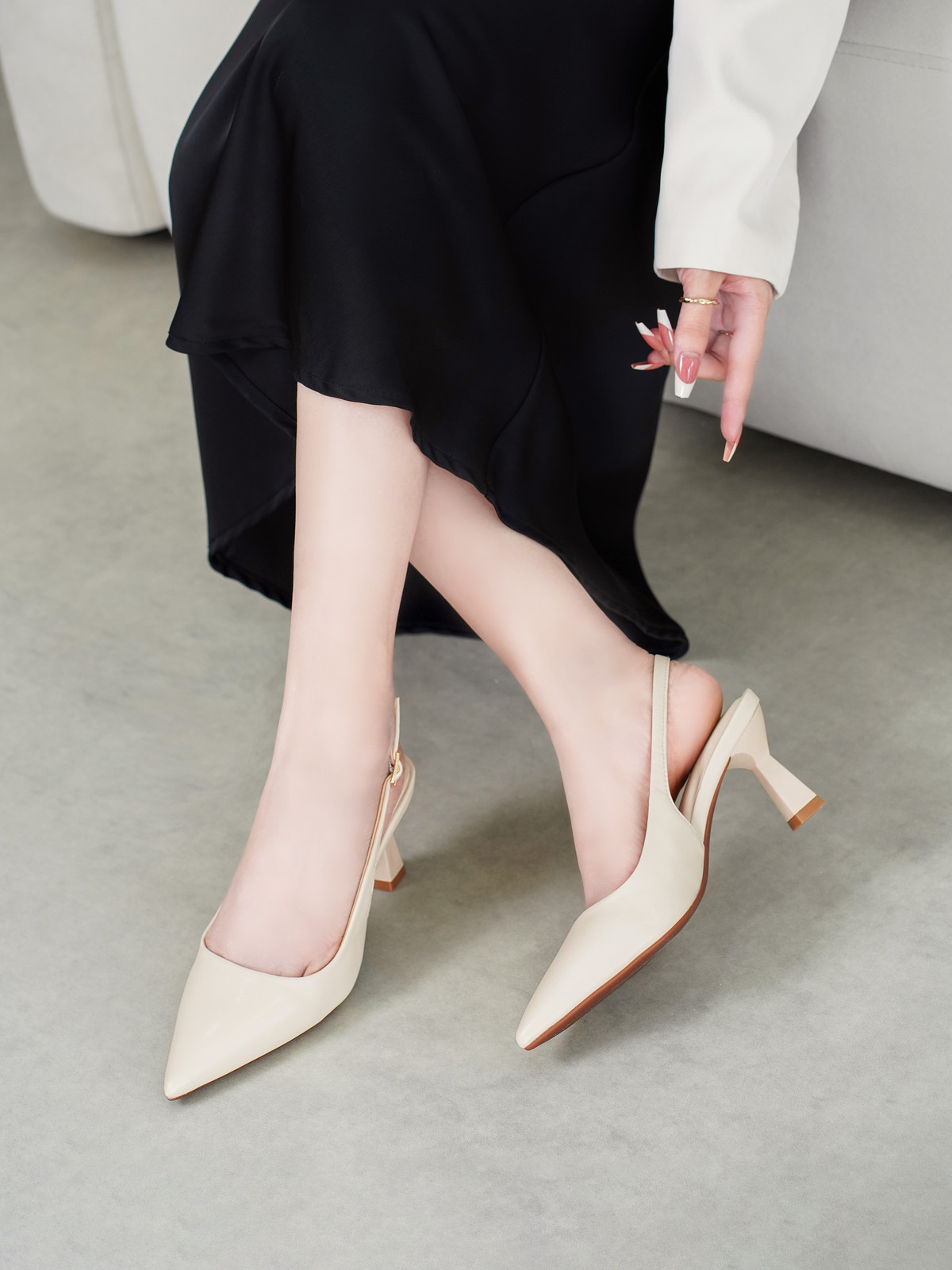 รองเท้าสลิงแบ็ค DL0612