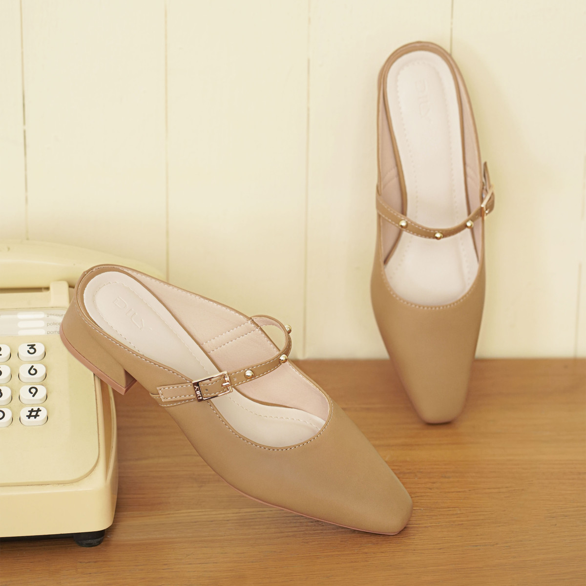 รองเท้าเปิดส้นส้นสูง DL0588