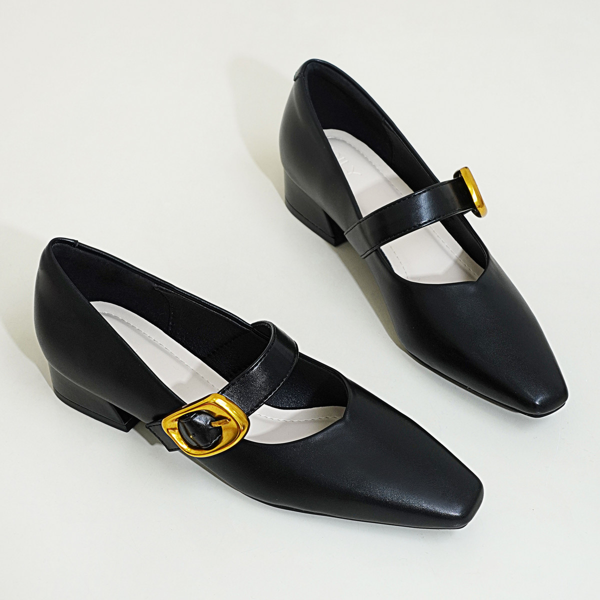 รองเท้าส้นสูงผู้หญิง DL0562