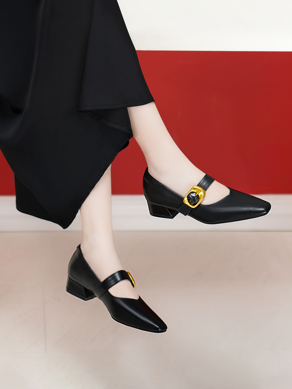 รองเท้าส้นสูงผู้หญิง DL0562