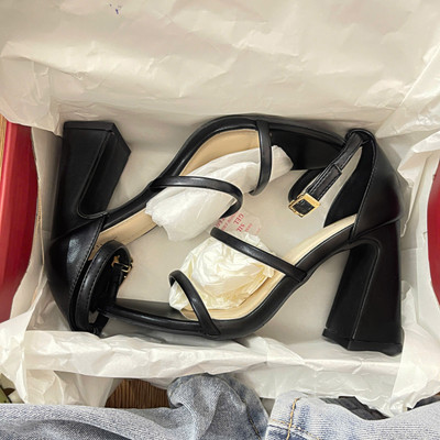 สีสัน: ดำ  / Size : 35