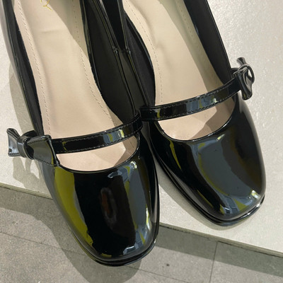 สีสัน: ดำ  / Size : 38