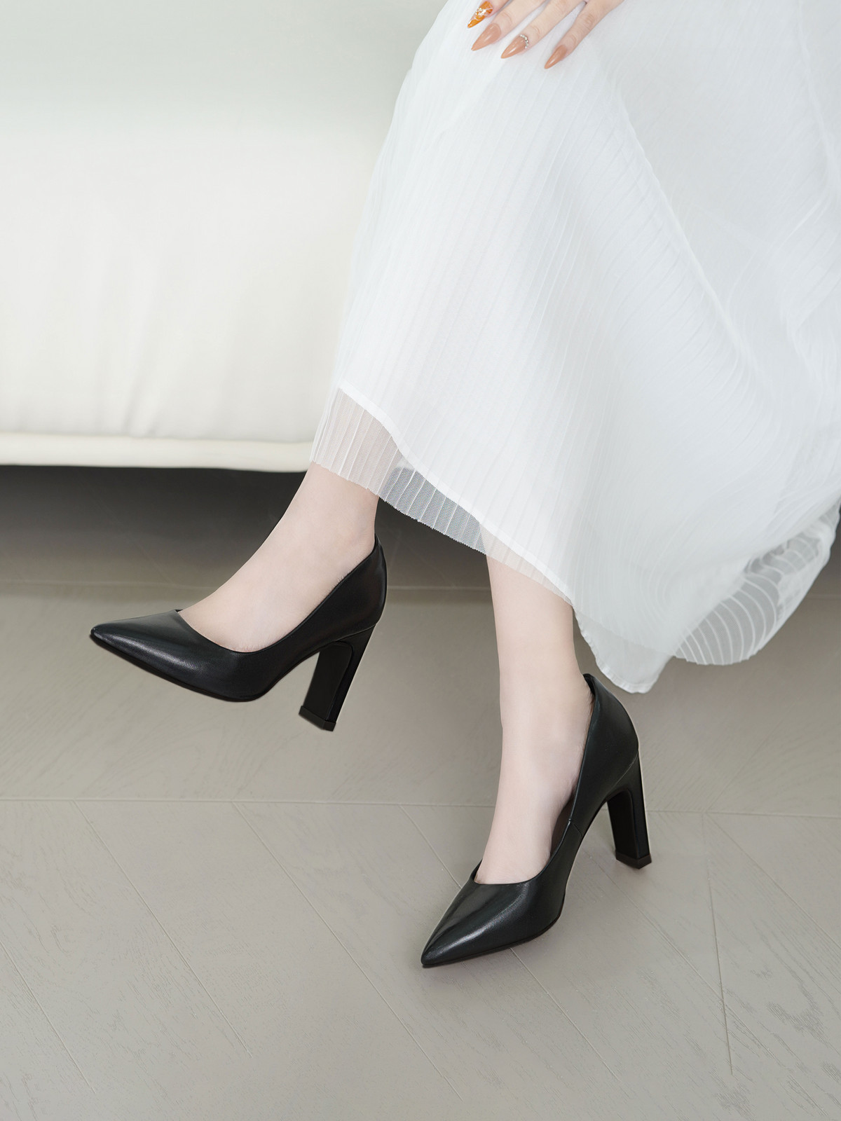 รองเท้าส้นสูงผู้หญิง AA0372