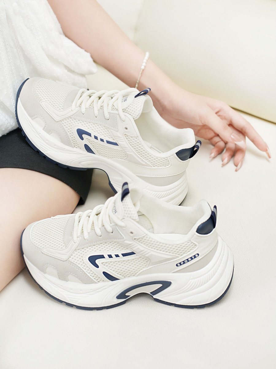 รองเท้าผ้าใบ DILY สีตัดกัน สไตล์วัยรุ่น ทรงชังกี้สุดคูล สูง 5 ซม. รุ่น AG0169