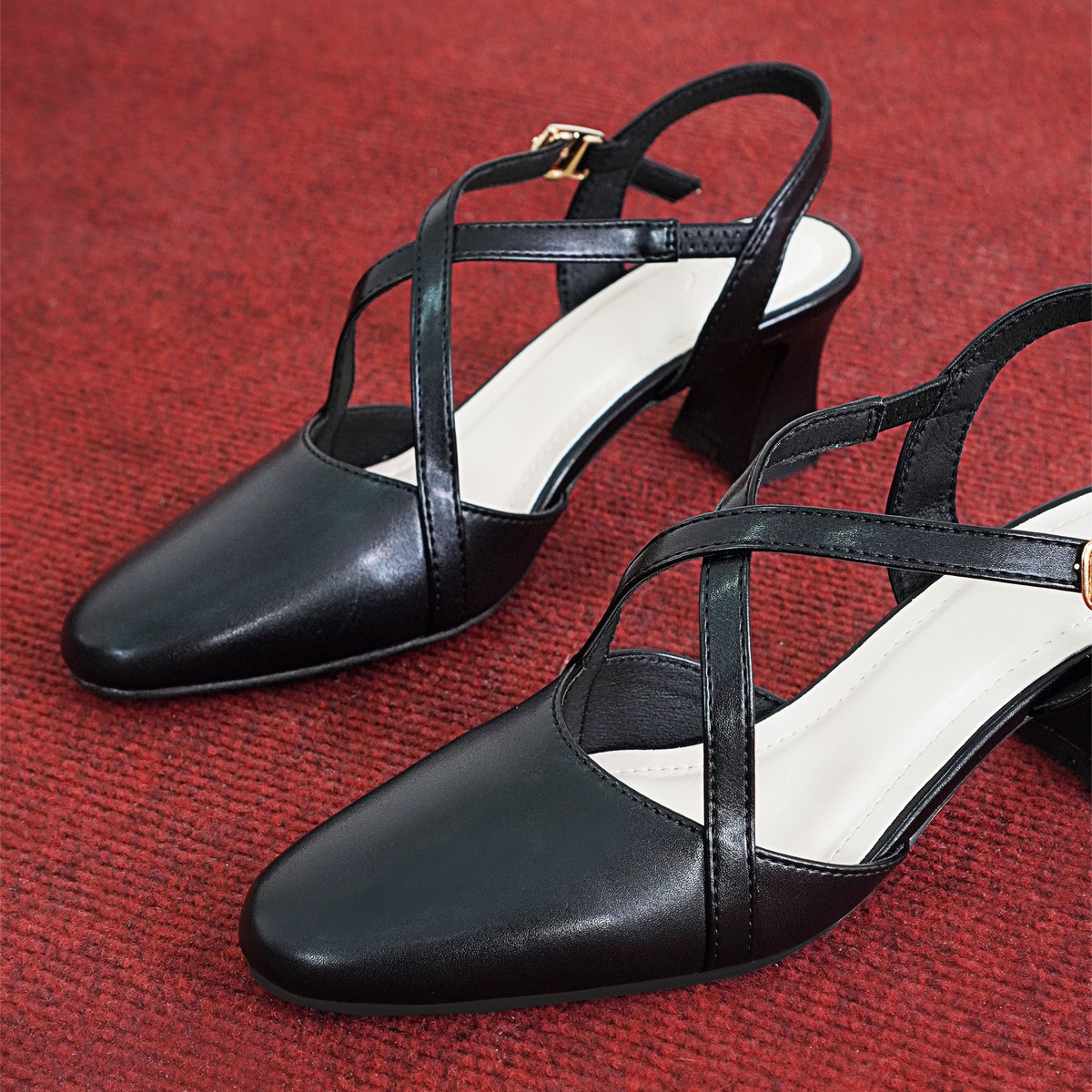 รองเท้าสลิงแบ็ค DL0566