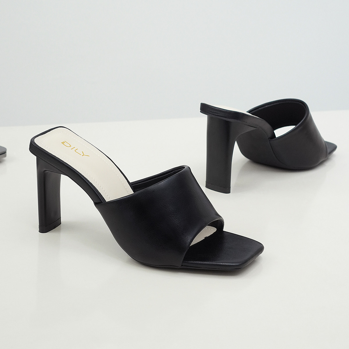 รองเท้าเปิดส้นส้นสูง DL0602