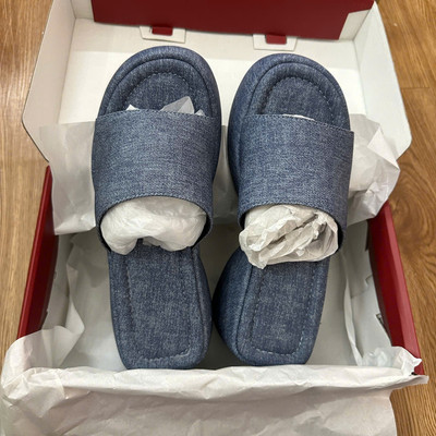 สีสัน: สีน้ำเงินค่ะ / Size : 38