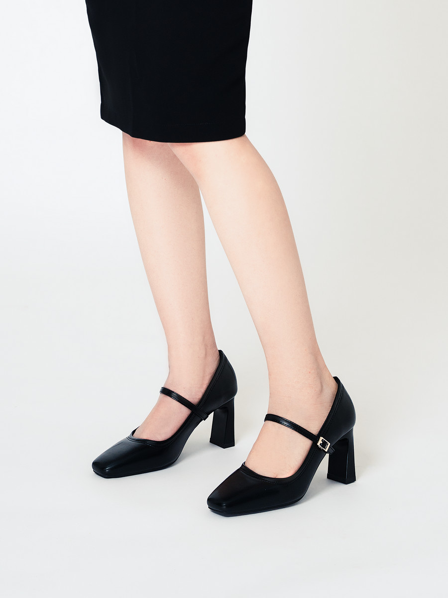 รองเท้าส้นสูงพื้นเหลี่ยม DL0676 Black