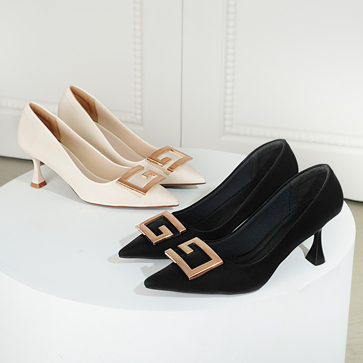 รองเท้าส้นสูงผู้หญิง DL0552