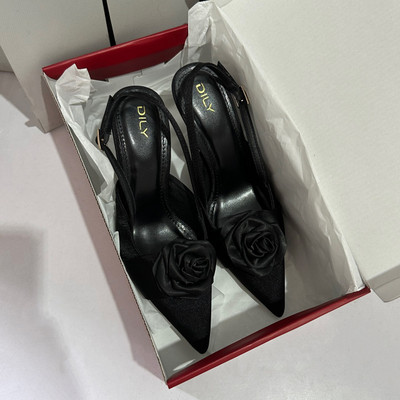 สีสัน: ดำ  / Size : 36