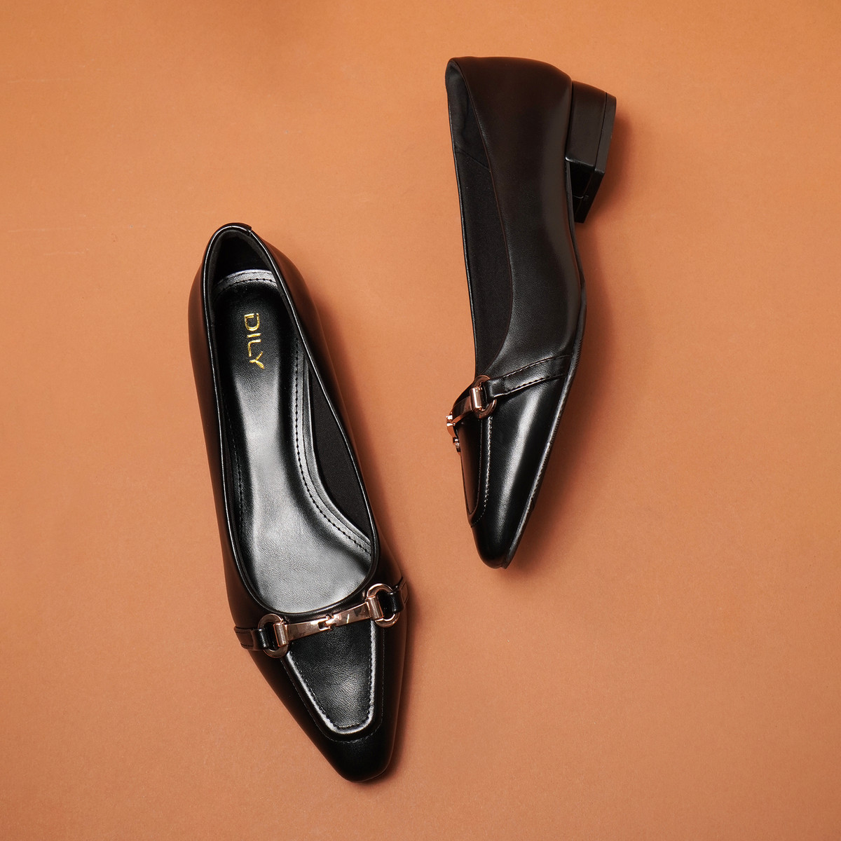 รองเท้าบัลเล่ต์ AA0463