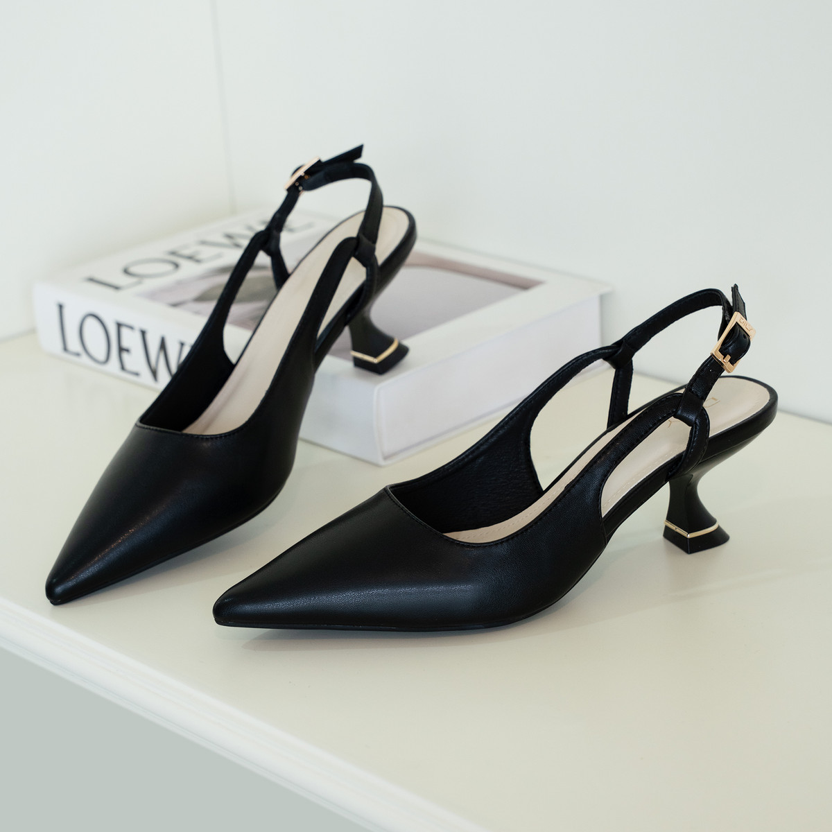 รองเท้าสลิงแบ็ค DL0624