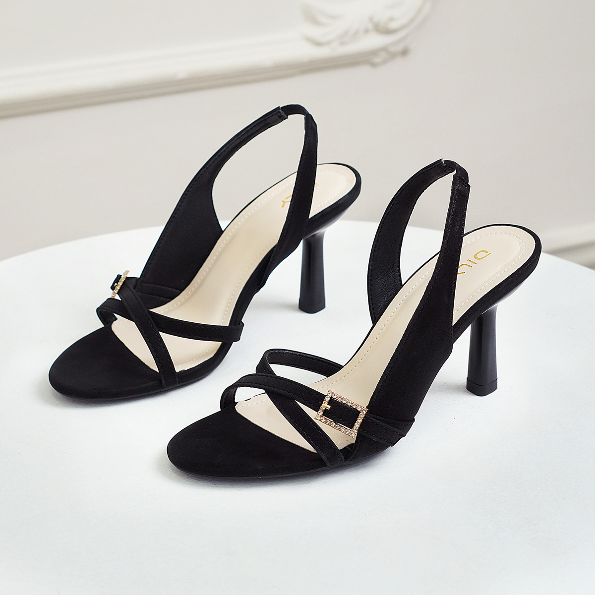 รองเท้าส้นสูงแบบเปิดหน้า DL0600