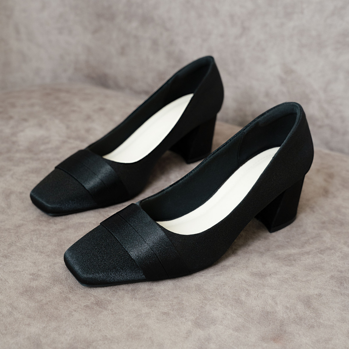 รองเท้าปิดหน้าเท้า DL0625