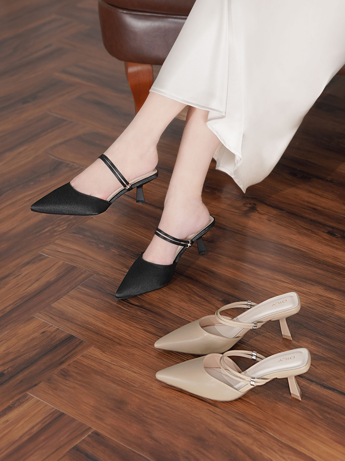 รองเท้าเปิดส้นส้นสูง DL0556