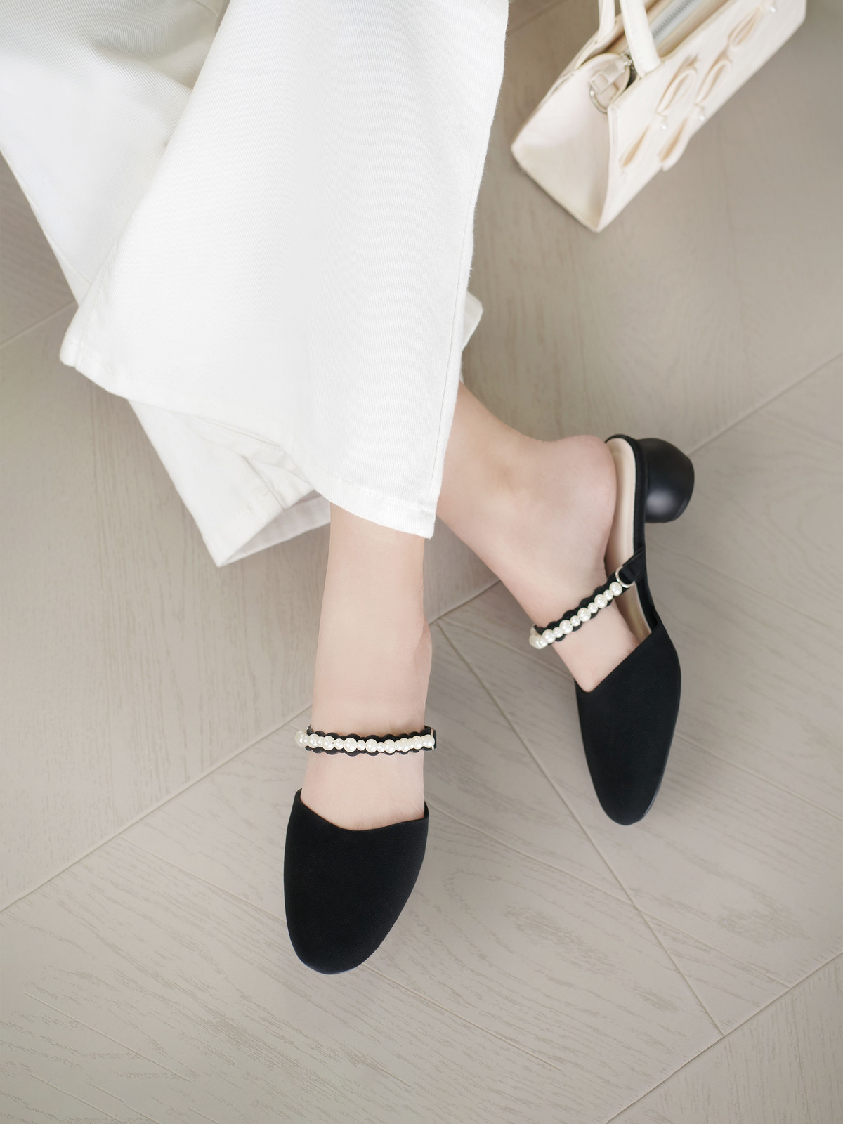 รองเท้าเปิดส้นส้นสูง DL0564