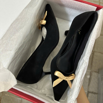 สีสัน: ดำ  / Size : 35