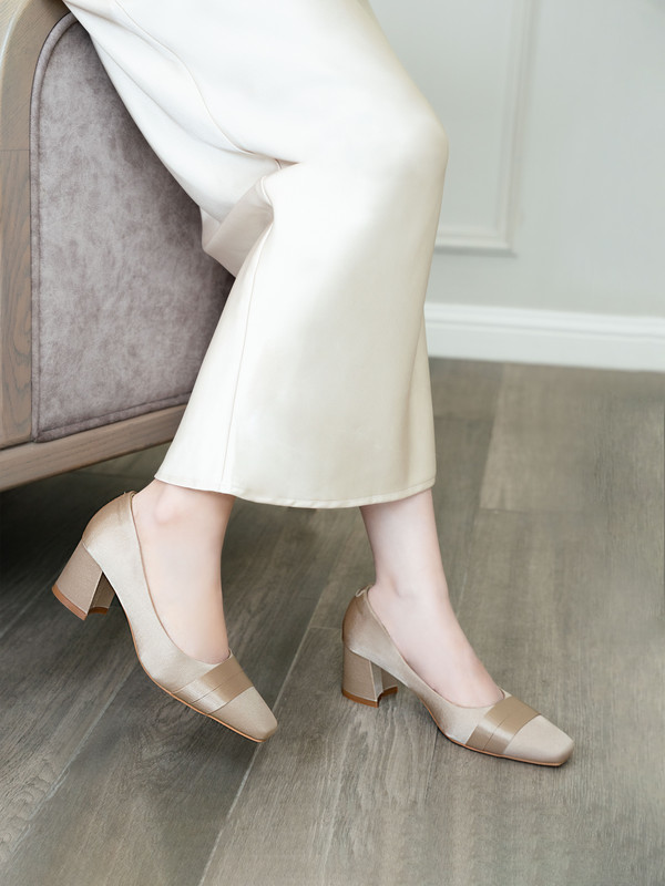 รองเท้าปิดหน้าเท้า DL0625