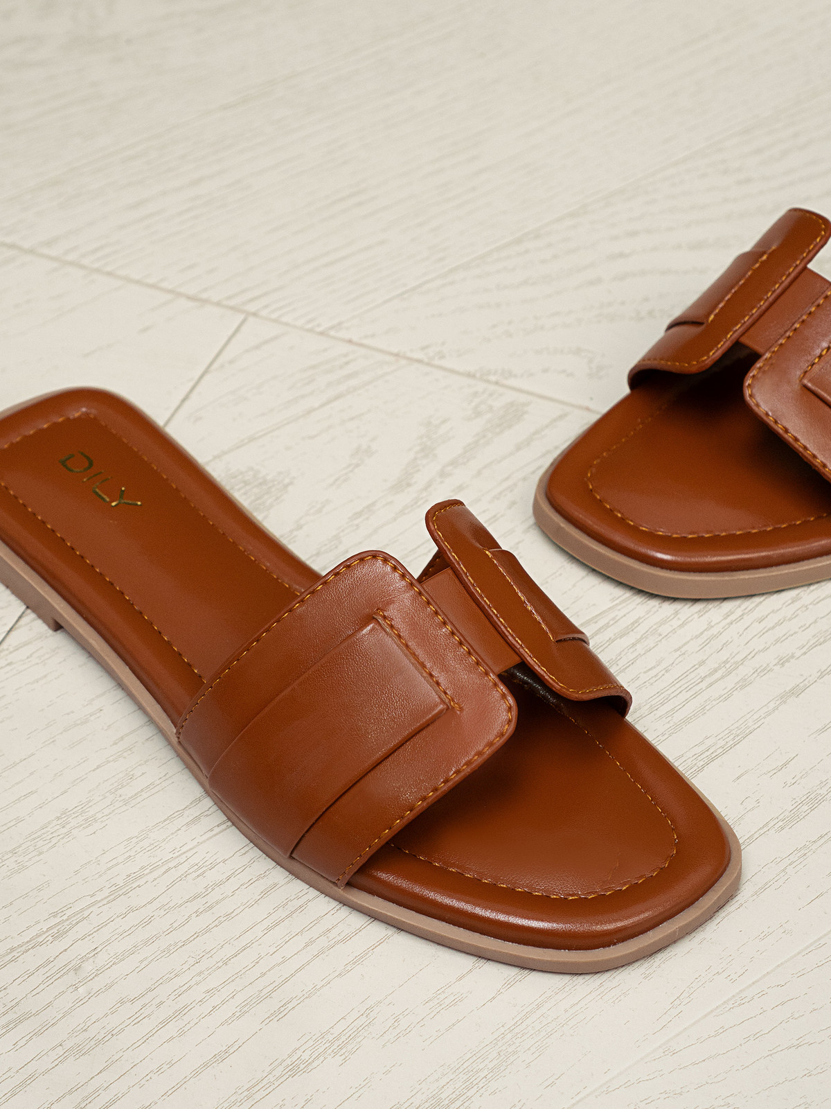 รองเท้าแตะผู้หญิง DL0614