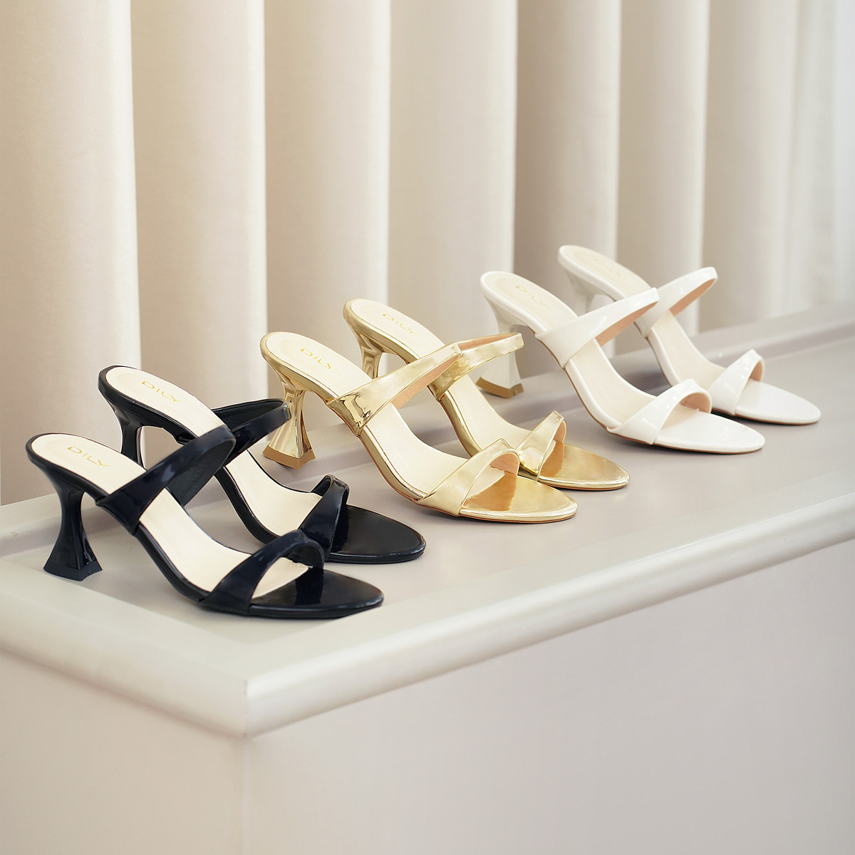 รองเท้าเปิดส้นส้นสูง DL0594