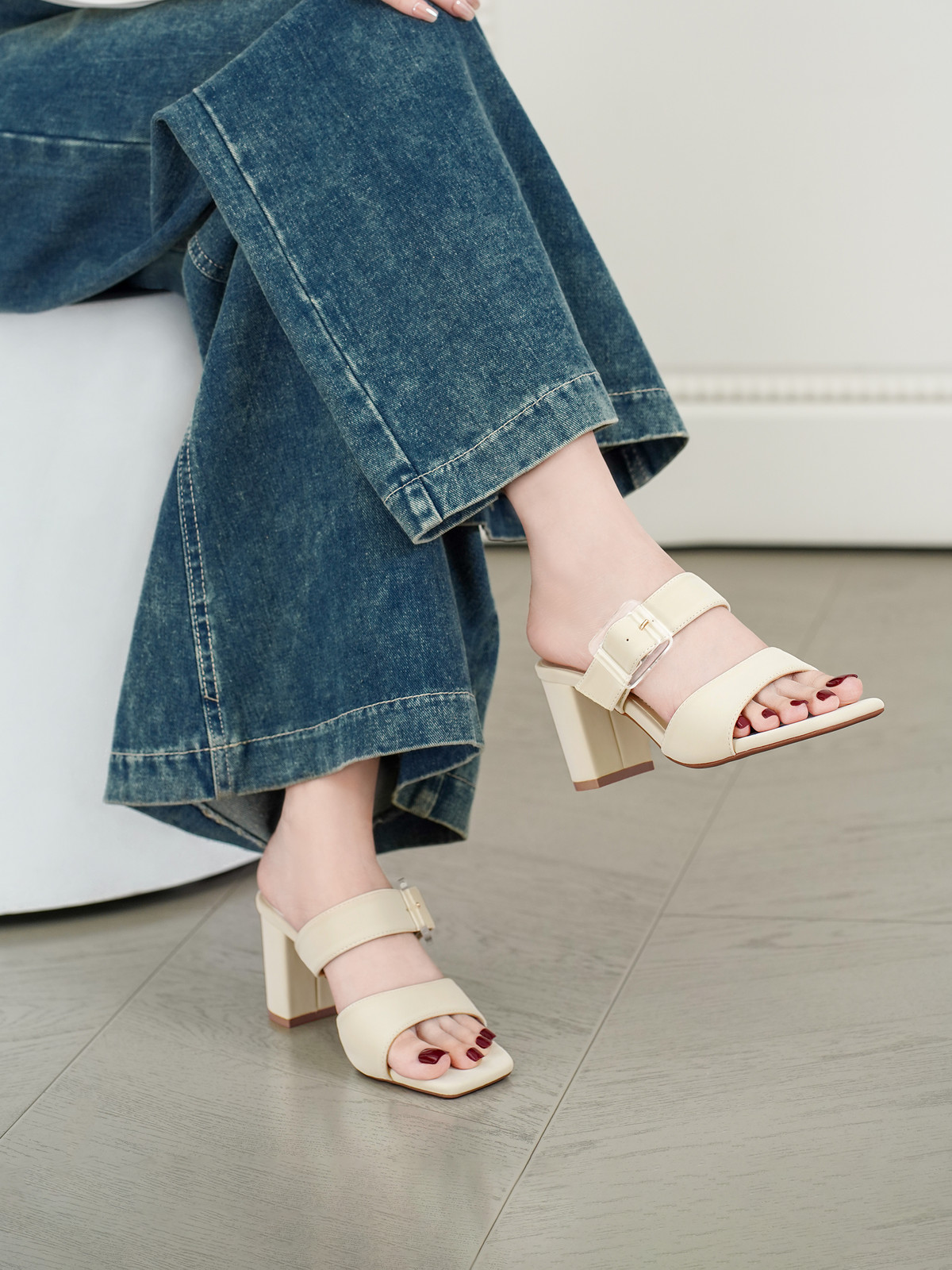 รองเท้าเปิดส้นส้นสูง DL0615