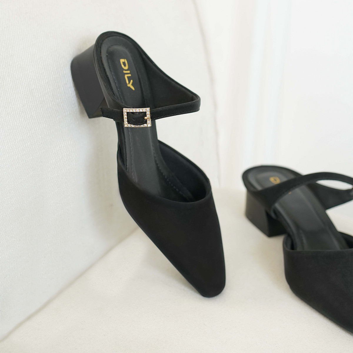 รองเท้าเปิดส้นส้นสูง AA0499