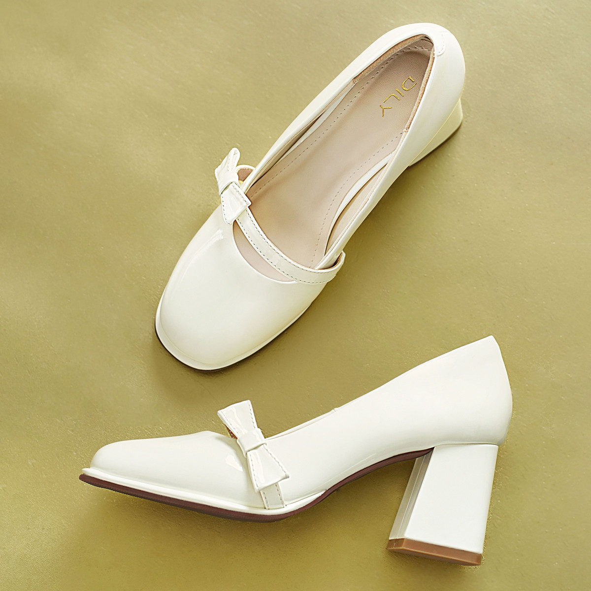 รองเท้าส้นสูงผู้หญิง DL0567