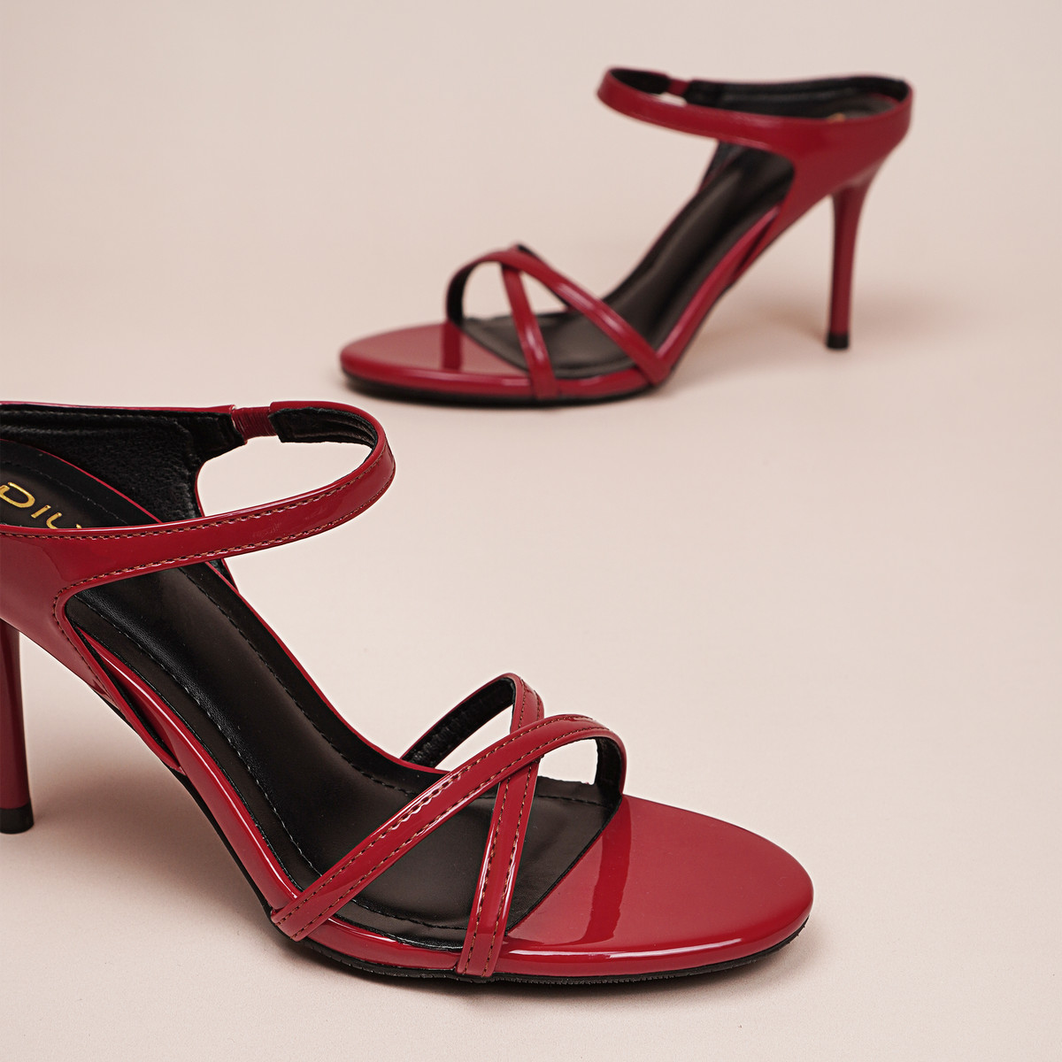 รองเท้าเปิดส้นส้นสูง DL0523