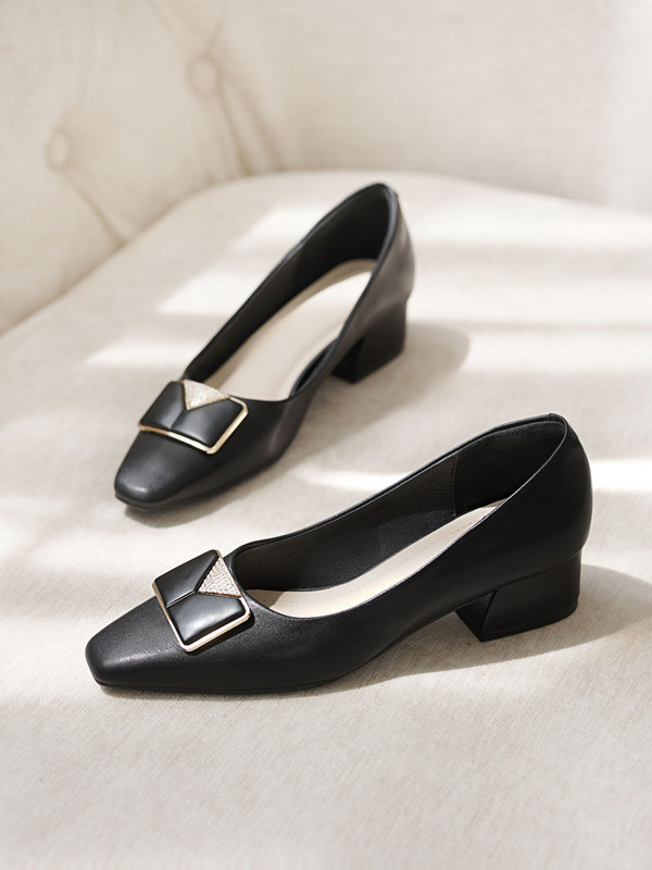 รองเท้าส้นสูงผู้หญิง DL0555