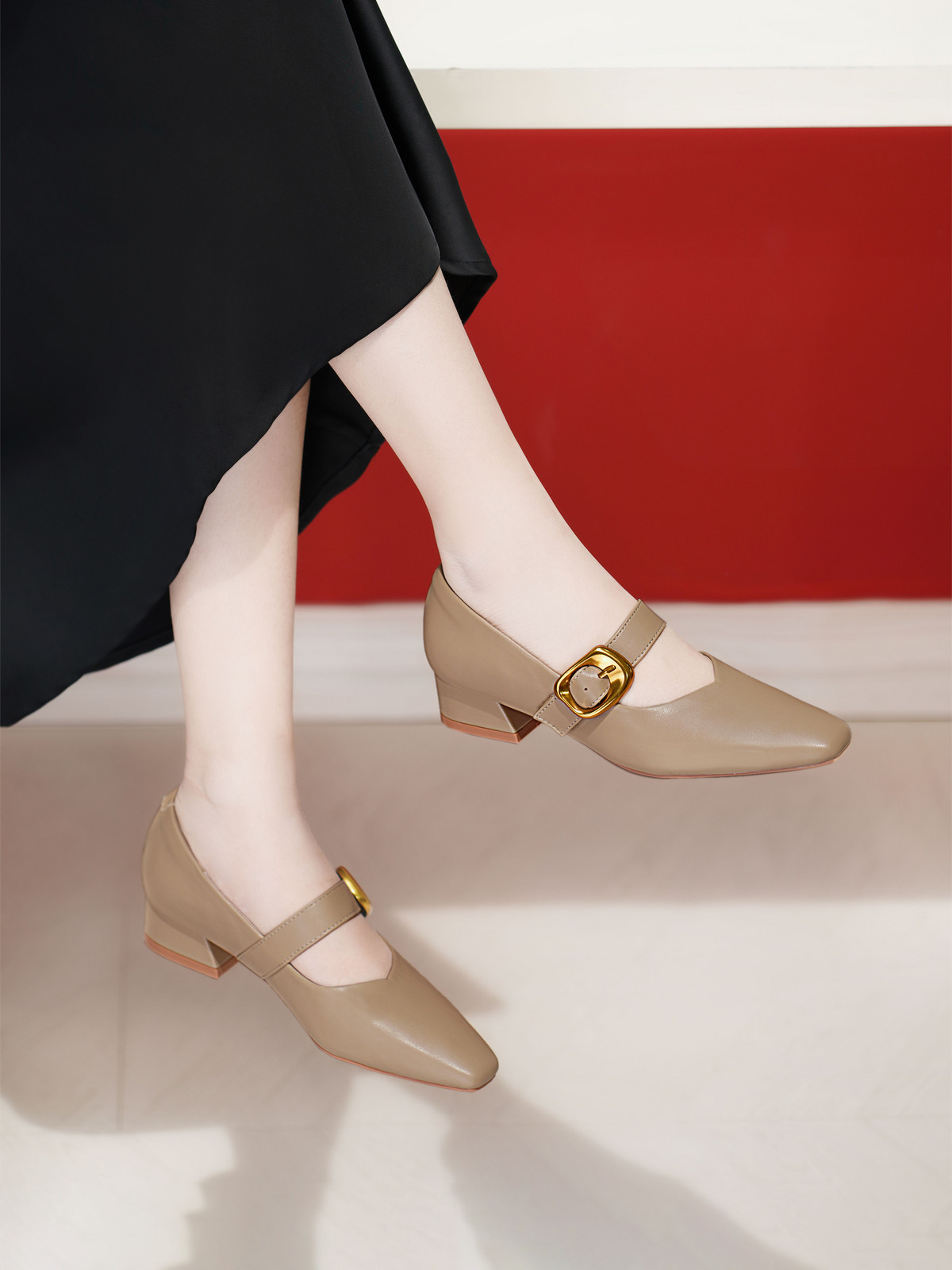 รองเท้าส้นสูงผู้หญิง DL0562