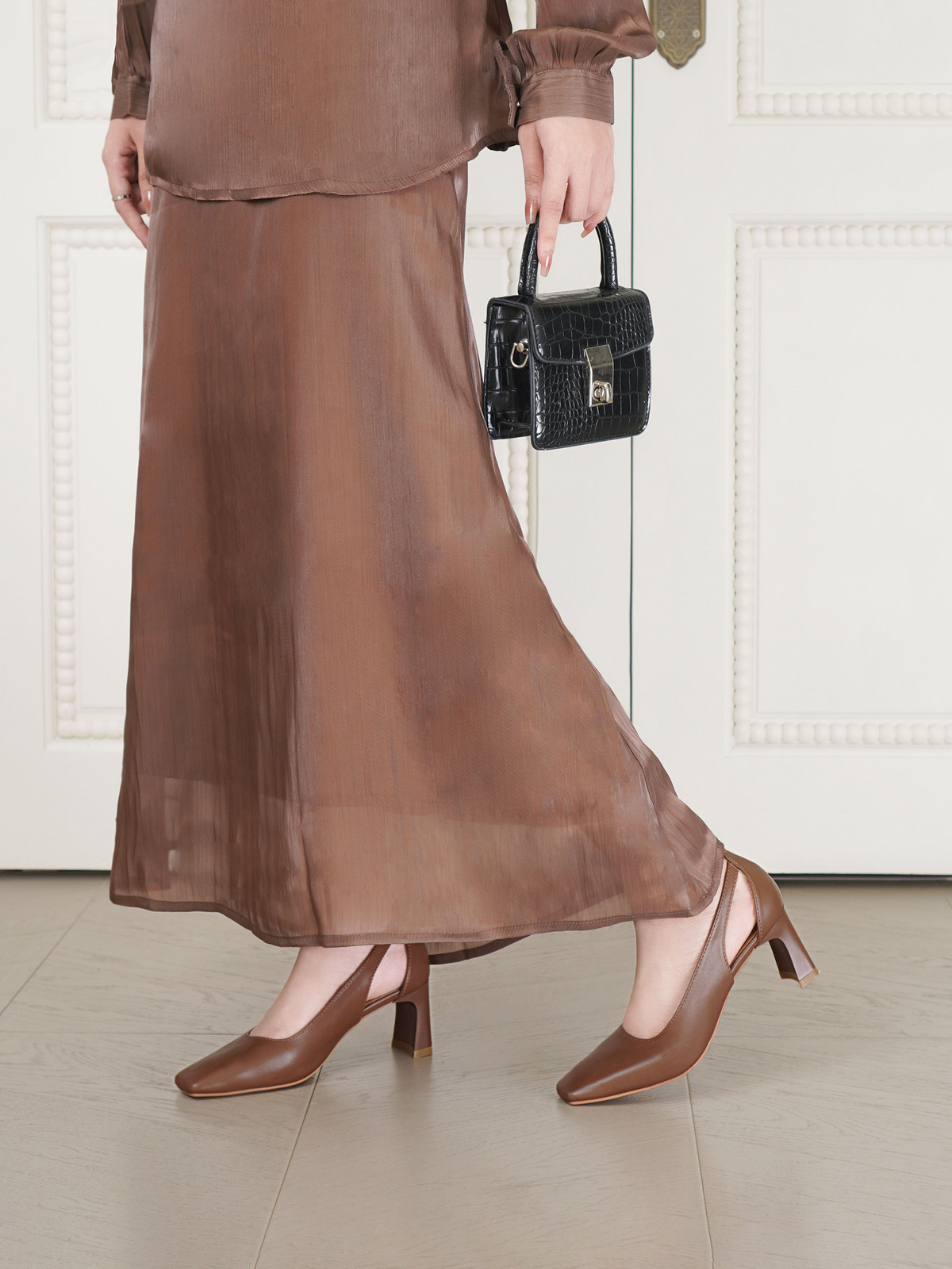 รองเท้าส้นสูงผู้หญิง AA0457