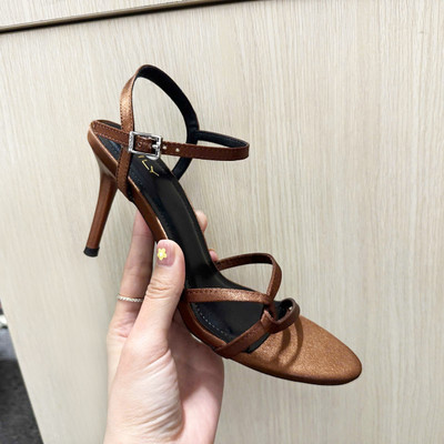 สีสัน: น้ำตาล / Size : 37