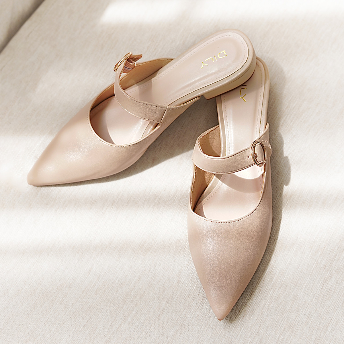 รองเท้าเปิดส้นส้นสูง AA0426