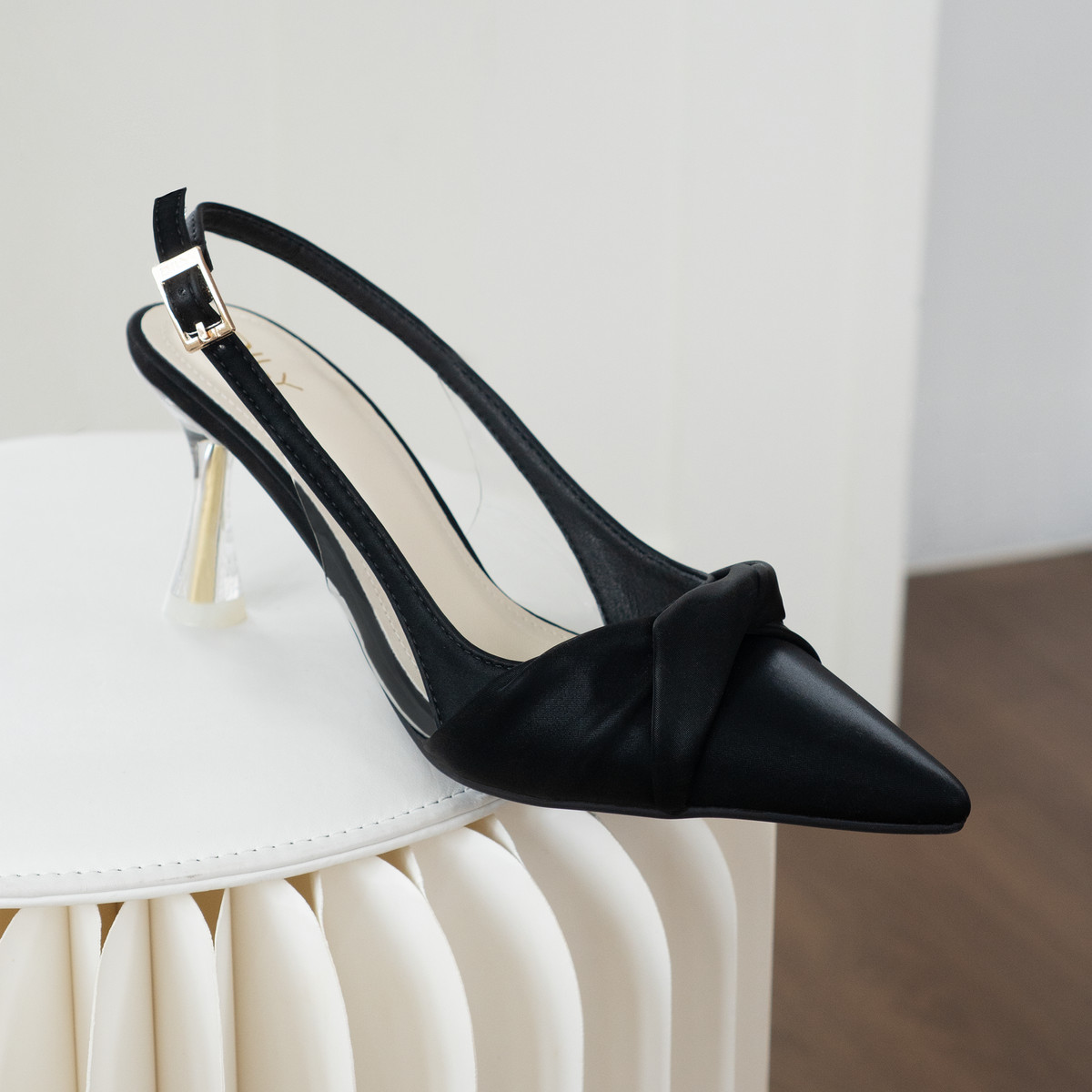 รองเท้าสลิงแบ็ค DL0621