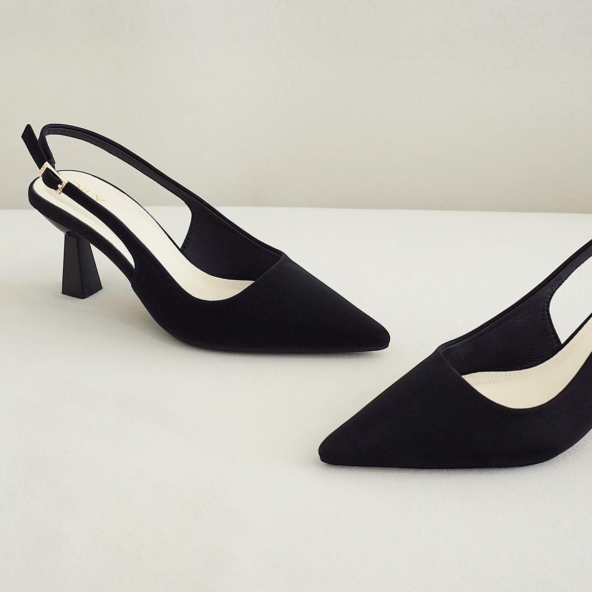 รองเท้าสลิงแบ็ค DL0612