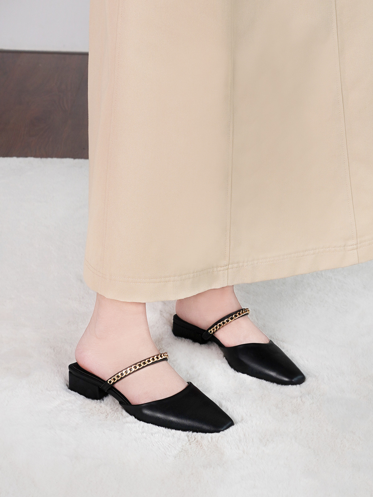 รองเท้ามิวล์ส้นสูง DL0539