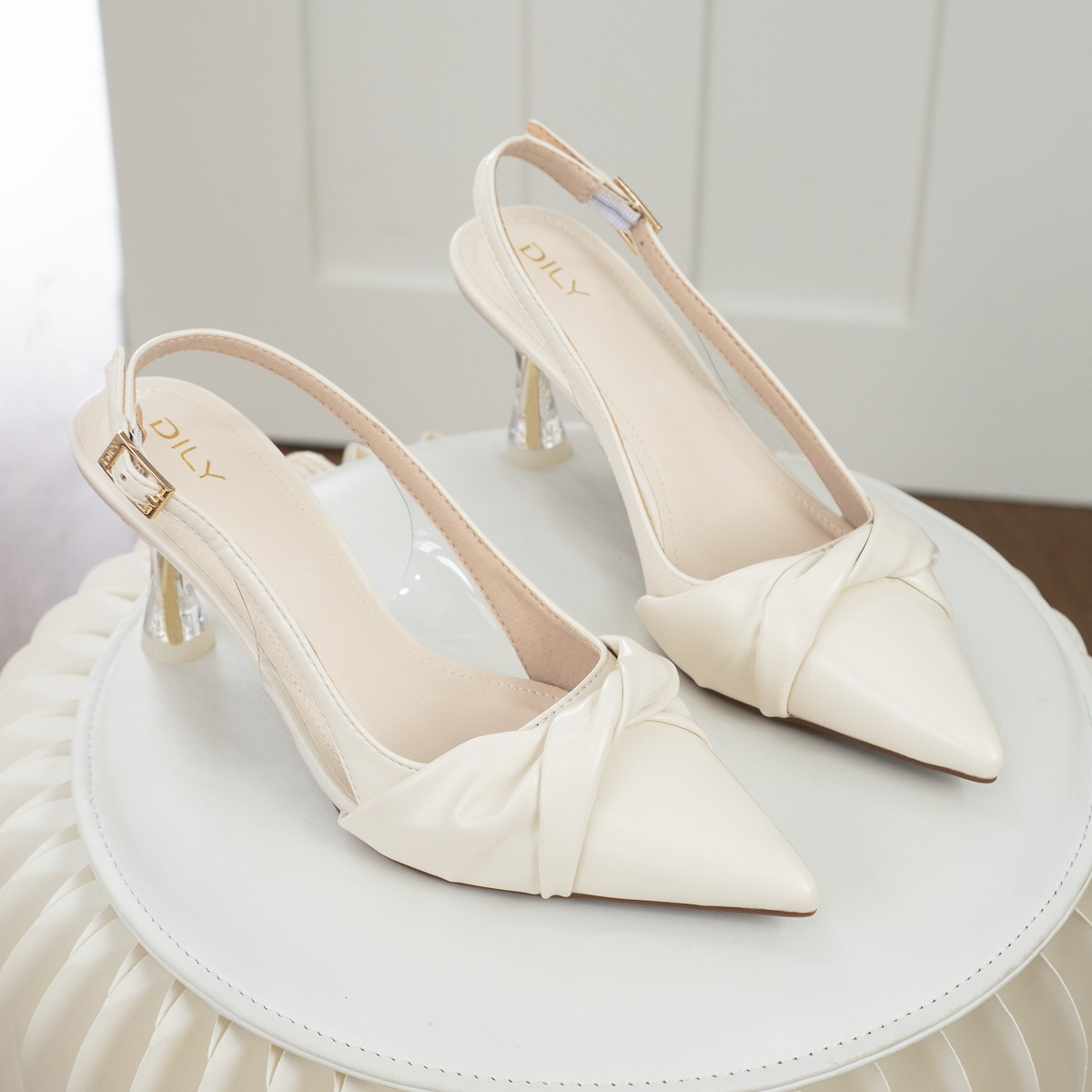 รองเท้าสลิงแบ็ค DL0621