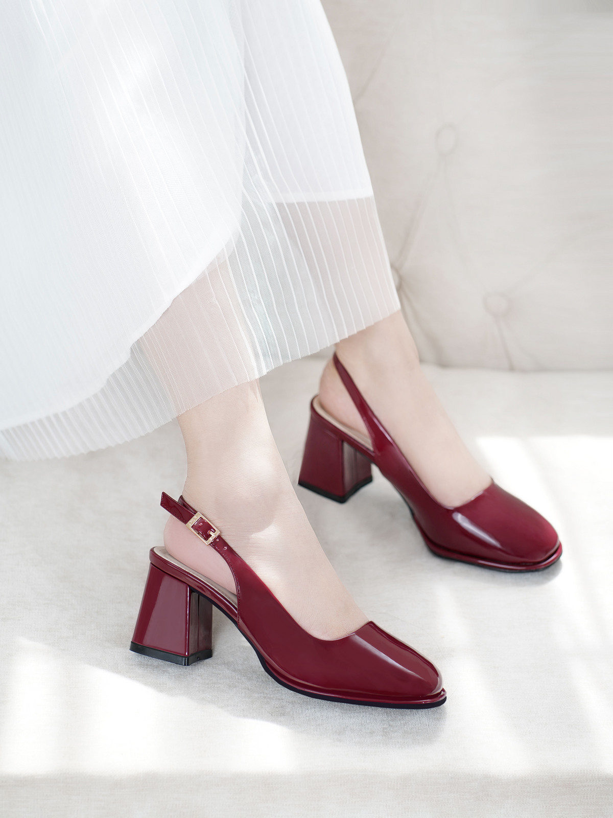 รองเท้าสลิงแบ็ค DL0560