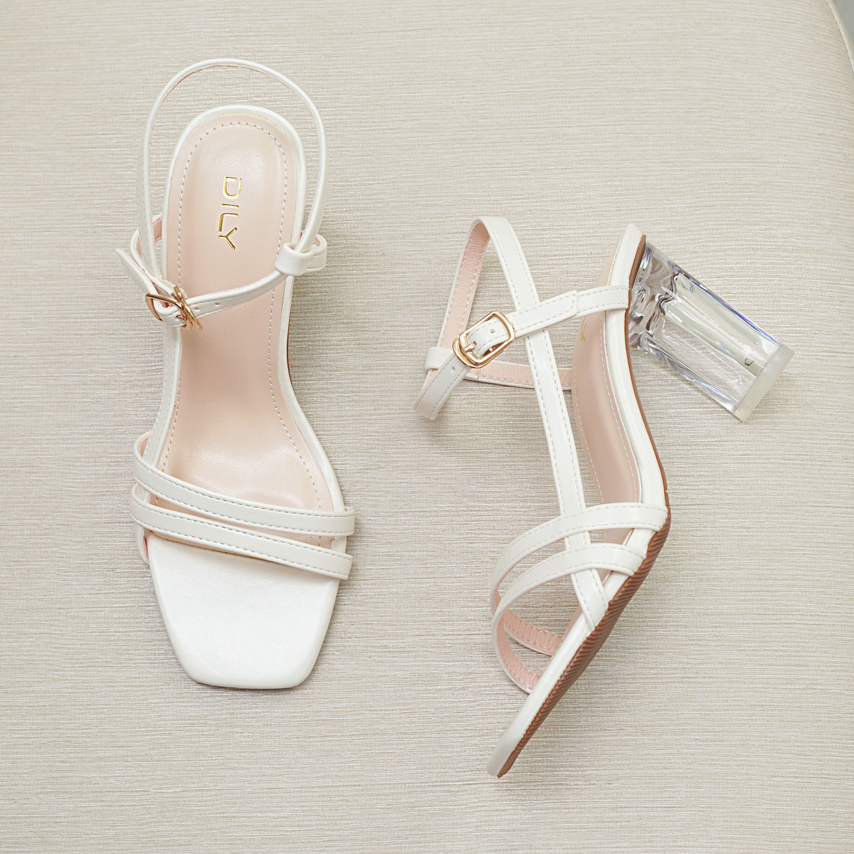 รองเท้าส้นสูงผู้หญิง AA0288