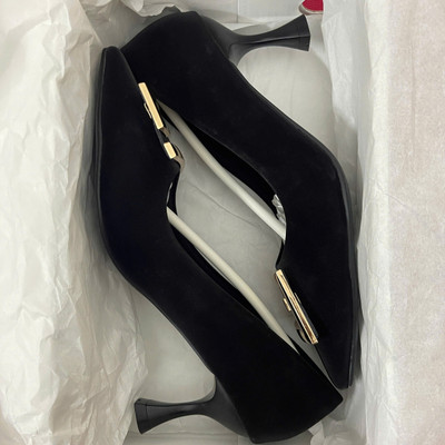 สีสัน: ดำ  / Size : 36